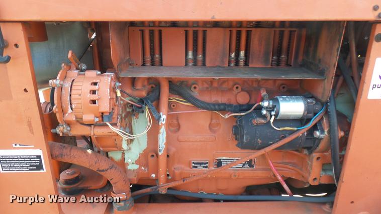 image for item DA7799 1996 Ditch Witch 7610 trencher