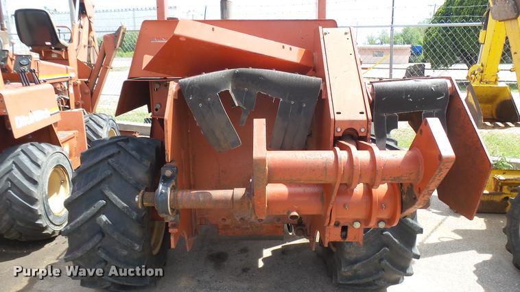 image for item DA7799 1996 Ditch Witch 7610 trencher