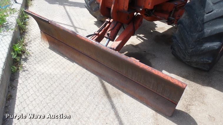 image for item DA7799 1996 Ditch Witch 7610 trencher