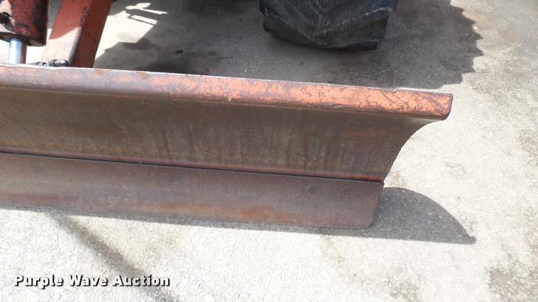 image for item DA7799 1996 Ditch Witch 7610 trencher