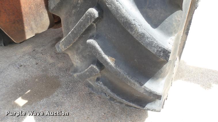 image for item DA7799 1996 Ditch Witch 7610 trencher