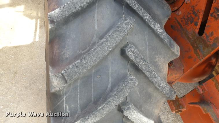 image for item DA7799 1996 Ditch Witch 7610 trencher