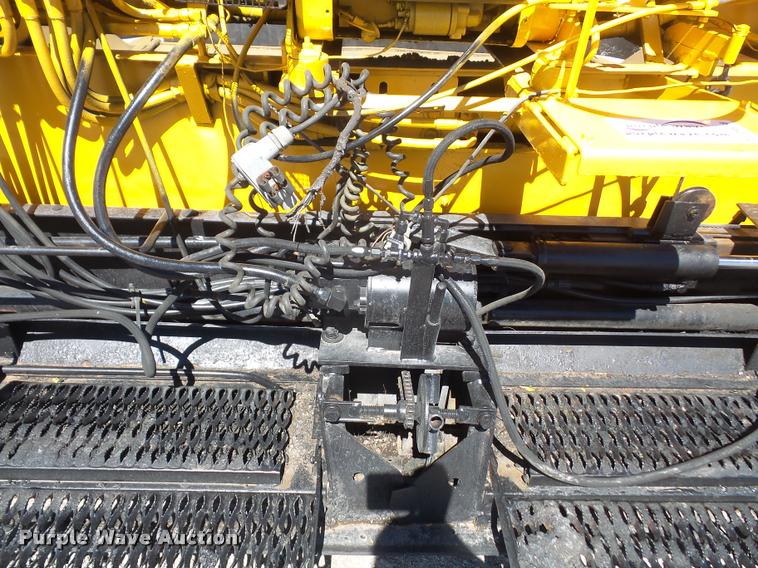 image for item DA8038 1996 LeeBoy 1000B paver