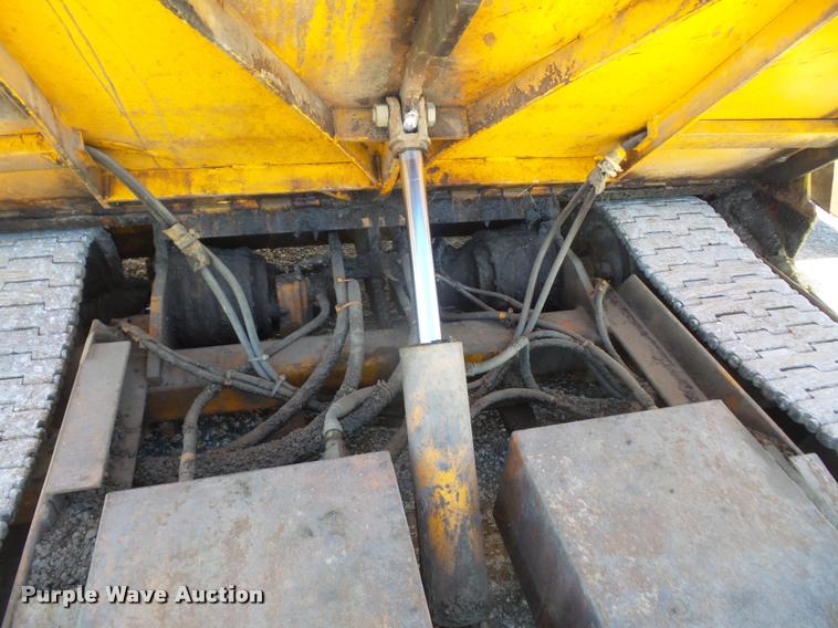 image for item DA8038 1996 LeeBoy 1000B paver