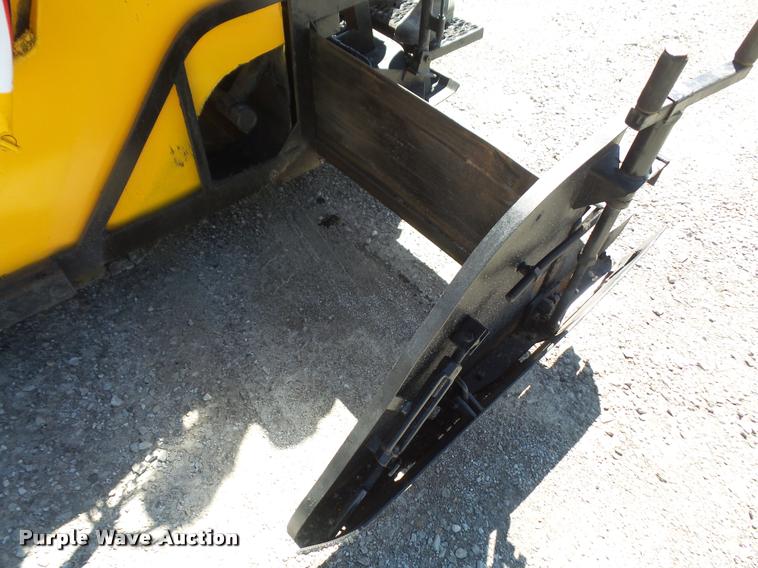 image for item DA8038 1996 LeeBoy 1000B paver