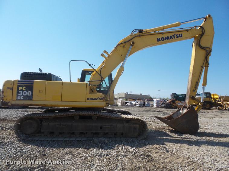 image for item DA8063 2002 Komatsu PC300LC-7L excavator