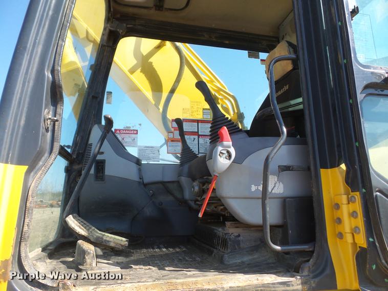 image for item DA8063 2002 Komatsu PC300LC-7L excavator