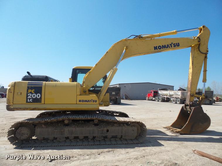 image for item DA8071 2004 Komatsu PC200LC-7L excavator