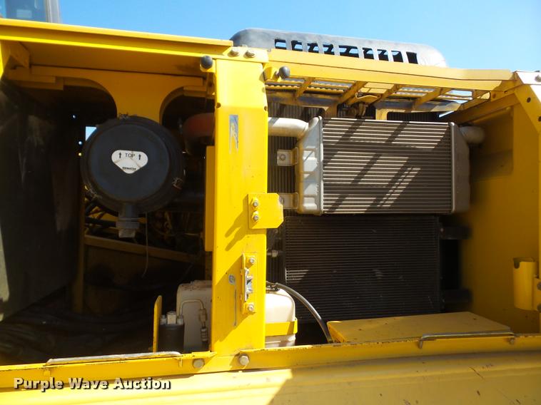 image for item DA8071 2004 Komatsu PC200LC-7L excavator