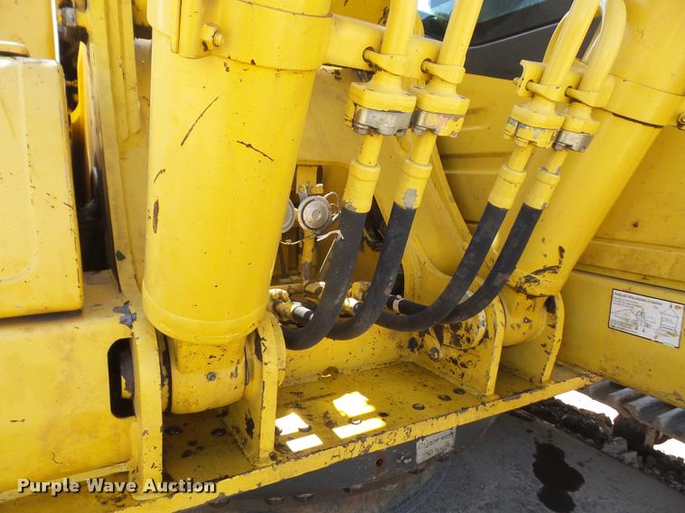 image for item DA8071 2004 Komatsu PC200LC-7L excavator