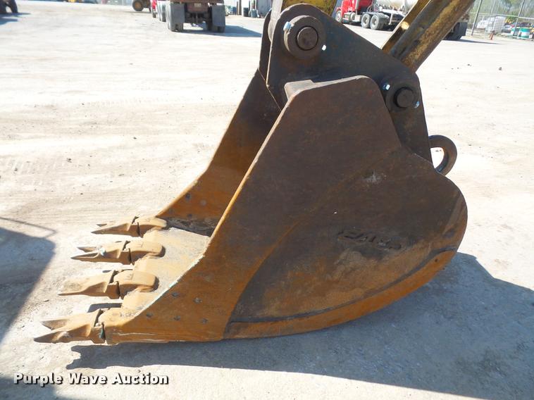 image for item DA8071 2004 Komatsu PC200LC-7L excavator