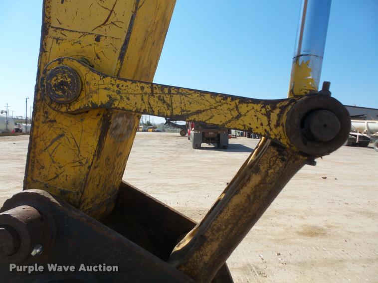 image for item DA8071 2004 Komatsu PC200LC-7L excavator