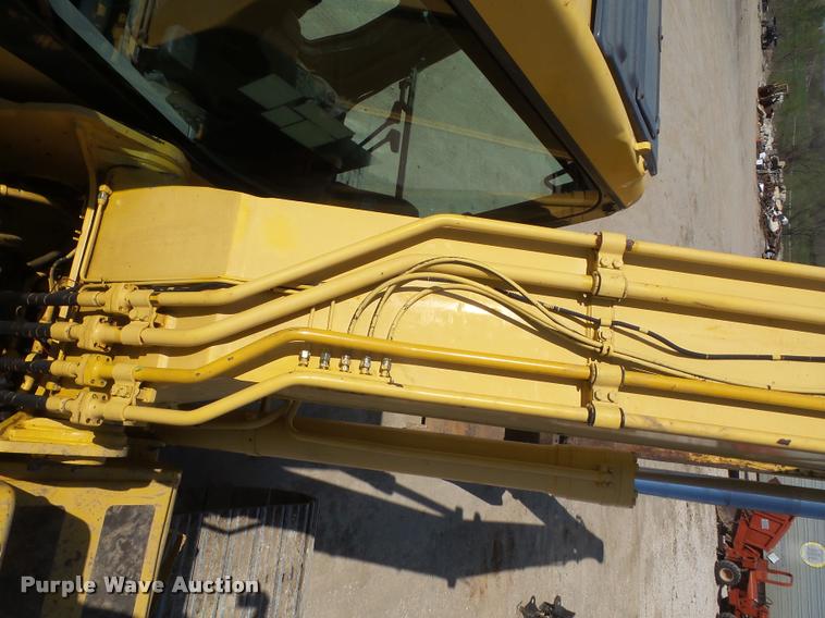 image for item DA8071 2004 Komatsu PC200LC-7L excavator