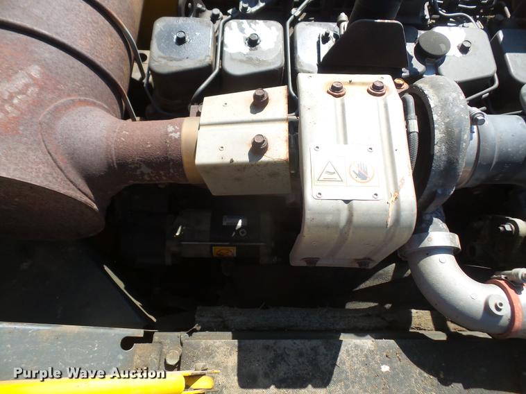 image for item DA8071 2004 Komatsu PC200LC-7L excavator