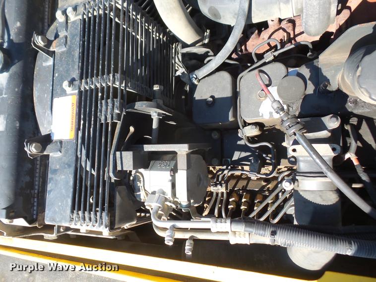 image for item DA8071 2004 Komatsu PC200LC-7L excavator