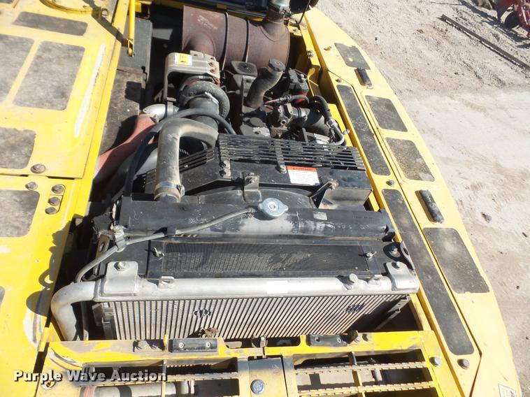 image for item DA8071 2004 Komatsu PC200LC-7L excavator