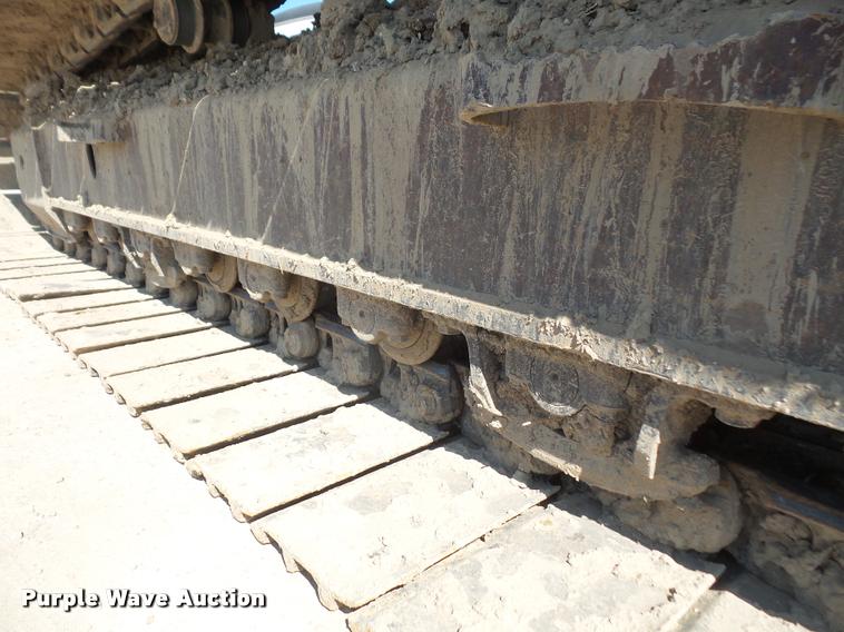 image for item DA8071 2004 Komatsu PC200LC-7L excavator