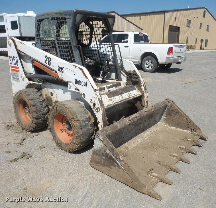 image for item DA8075 2004 Bobcat S150 skid steer