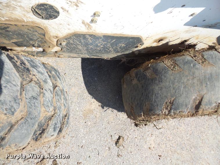 image for item DA8075 2004 Bobcat S150 skid steer