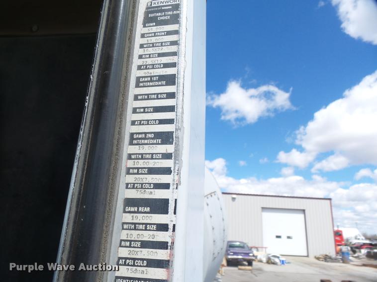 image for item DB0905 1988 Kenworth 6500A ready mix truck