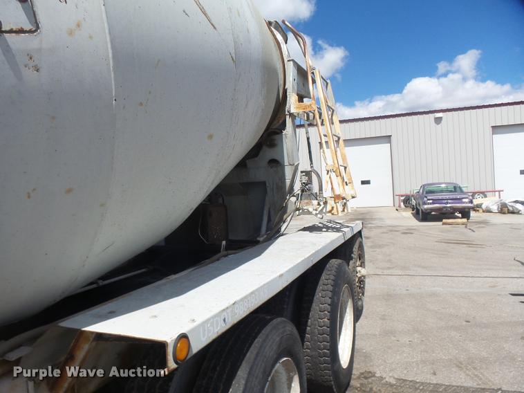 image for item DB0905 1988 Kenworth 6500A ready mix truck