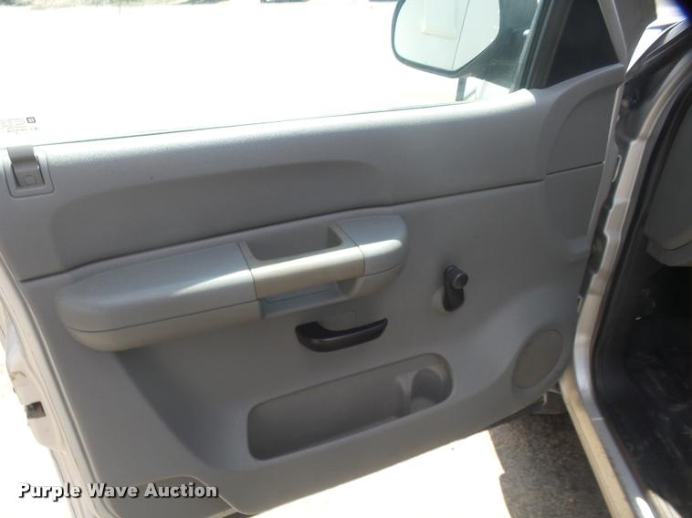 image for item DB0907 2008 Chevrolet Silverado 1500 Ext. Cab pickup truck