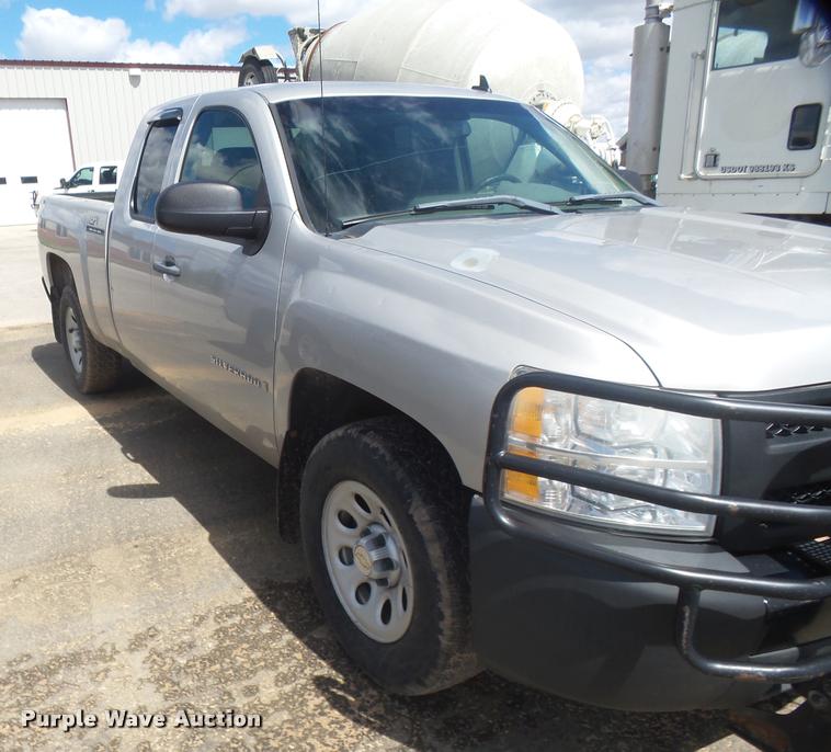 image for item DB0907 2008 Chevrolet Silverado 1500 Ext. Cab pickup truck