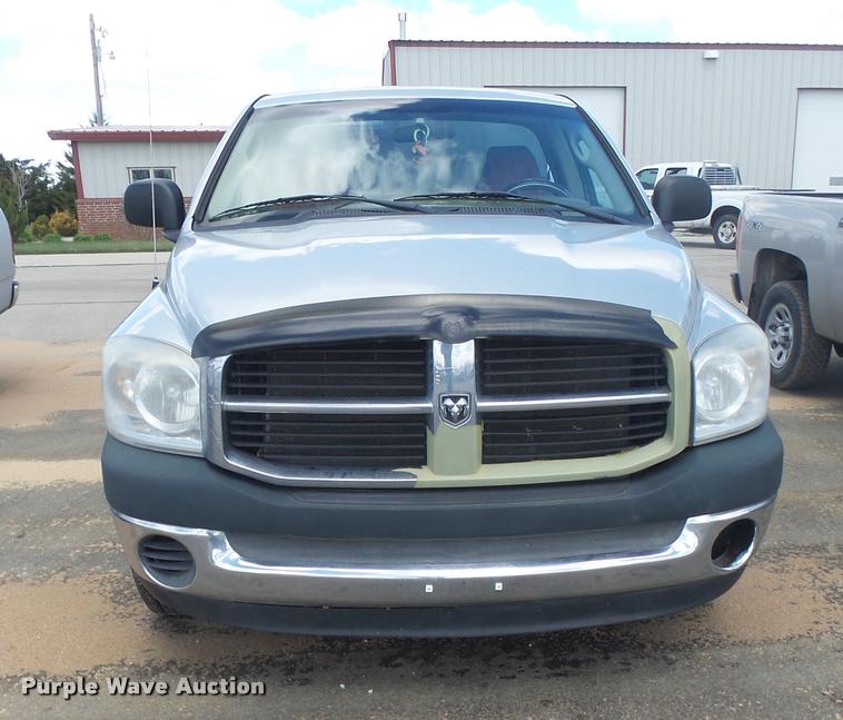 2007 Dodge Ram 1500 SXT pickup truck in Greensburg, KS Item DB0908