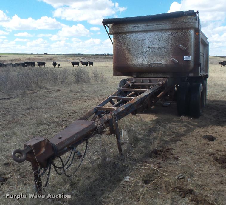 image for item DB0910 1979 end dump pup trailer