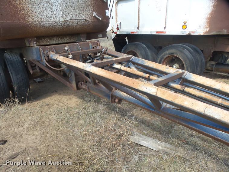 image for item DB0910 1979 end dump pup trailer