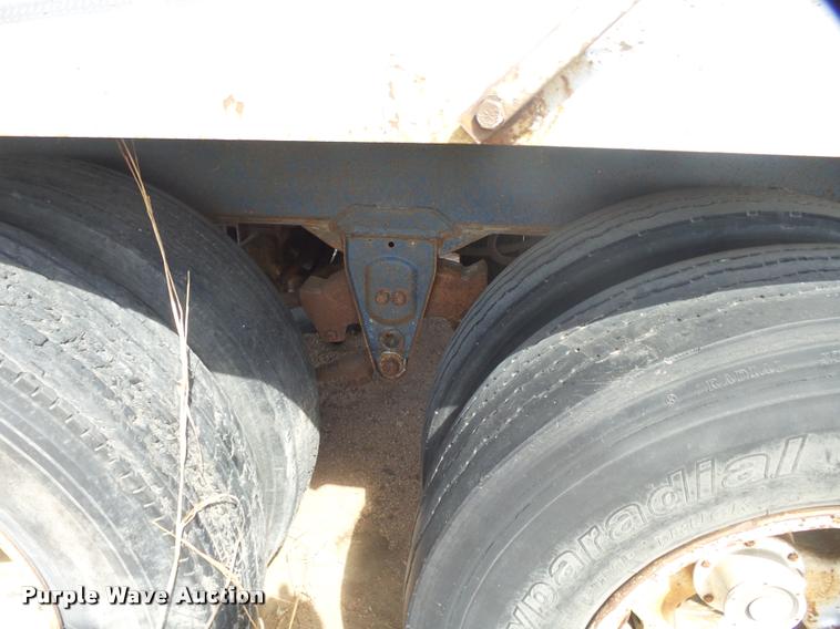 image for item DB0910 1979 end dump pup trailer