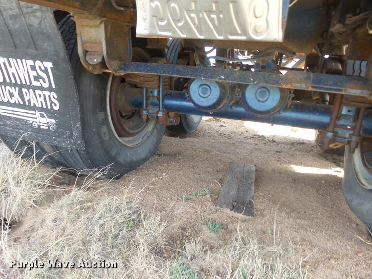 image for item DB0910 1979 end dump pup trailer