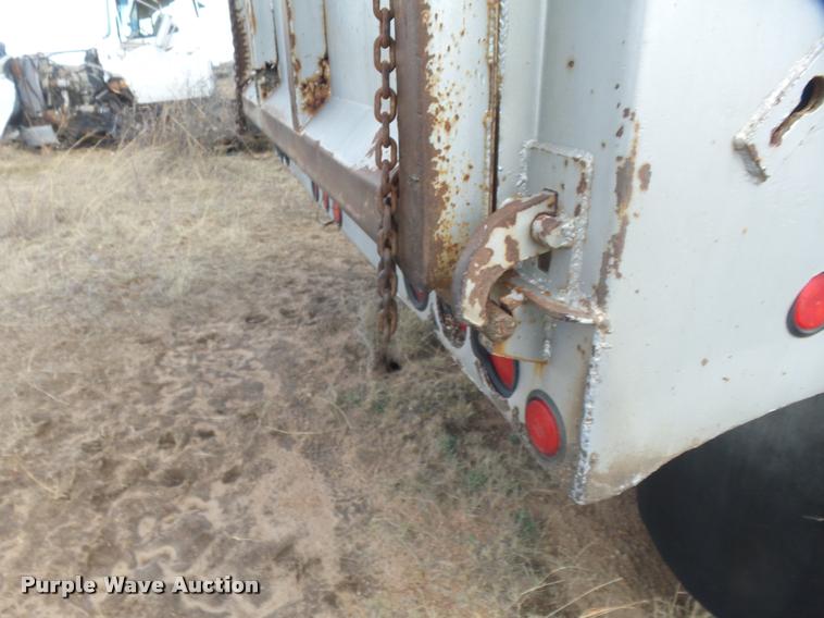 image for item DB0910 1979 end dump pup trailer