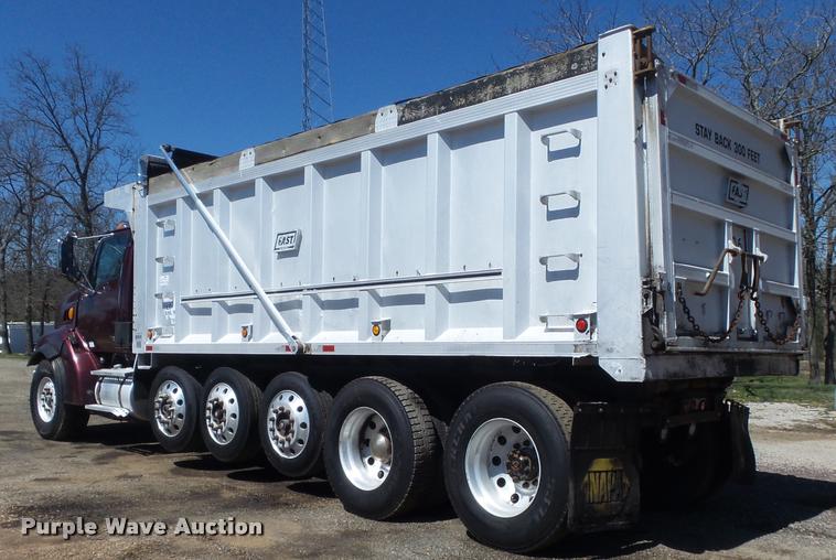 image for item DB1519 2001 Sterling L9500 dump truck