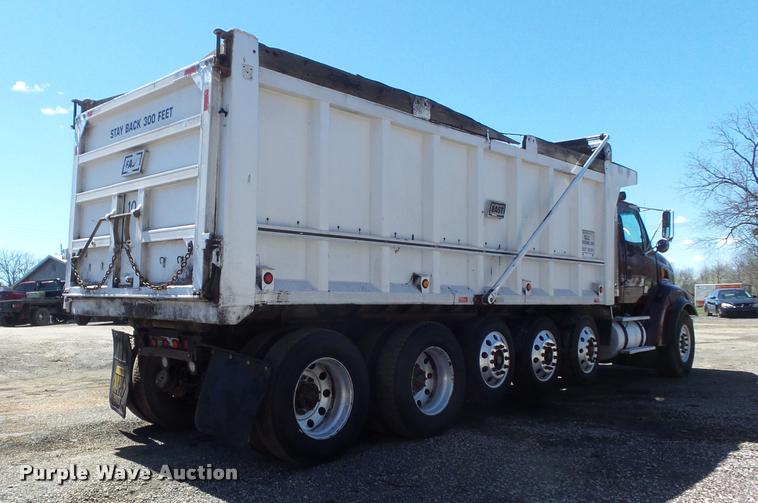image for item DB1519 2001 Sterling L9500 dump truck