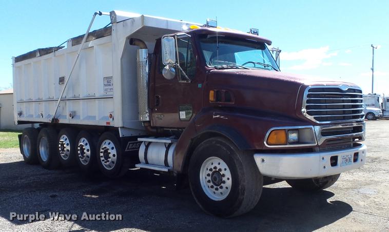 image for item DB1519 2001 Sterling L9500 dump truck