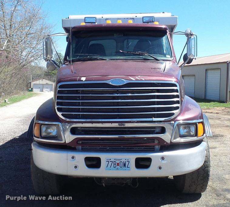 image for item DB1519 2001 Sterling L9500 dump truck