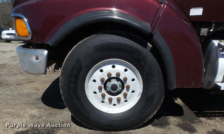 image for item DB1519 2001 Sterling L9500 dump truck