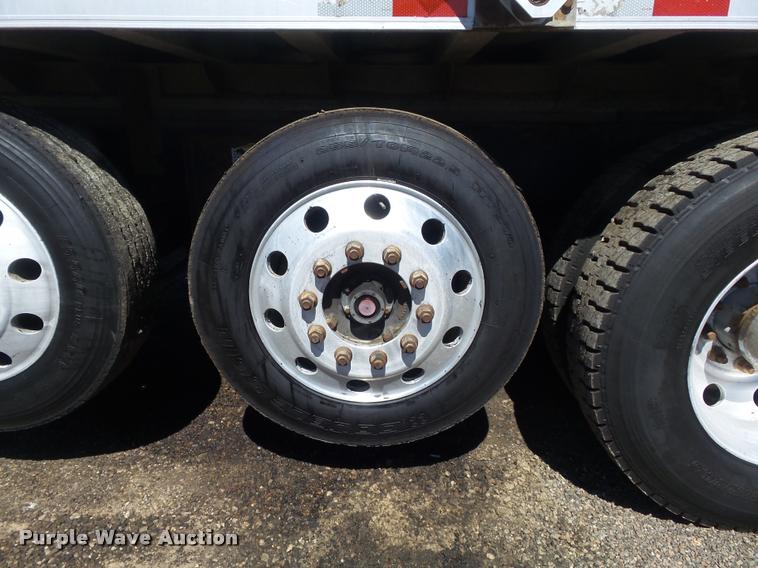 image for item DB1519 2001 Sterling L9500 dump truck