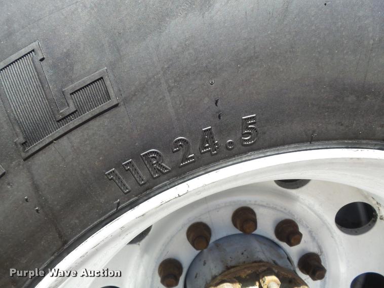 image for item DB1519 2001 Sterling L9500 dump truck