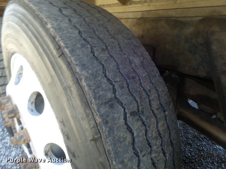 image for item DB1519 2001 Sterling L9500 dump truck