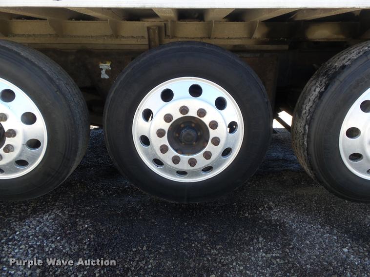 image for item DB1519 2001 Sterling L9500 dump truck