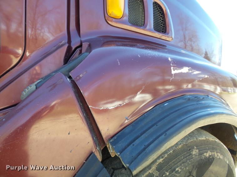 image for item DB1519 2001 Sterling L9500 dump truck