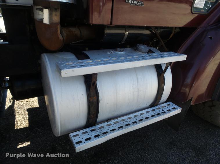 image for item DB1519 2001 Sterling L9500 dump truck