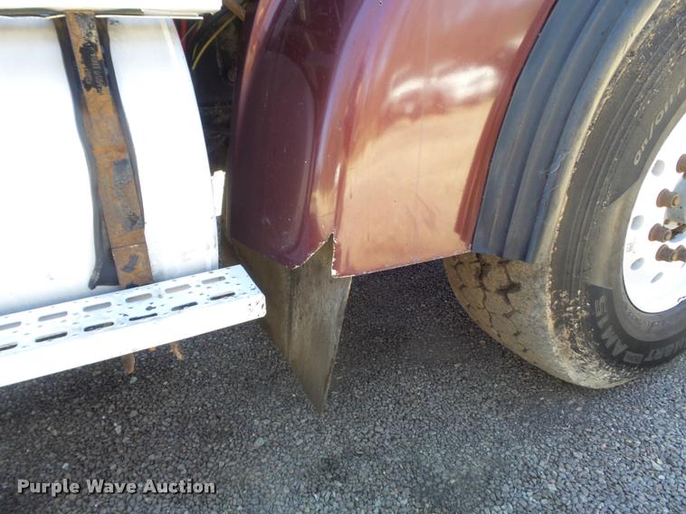 image for item DB1519 2001 Sterling L9500 dump truck