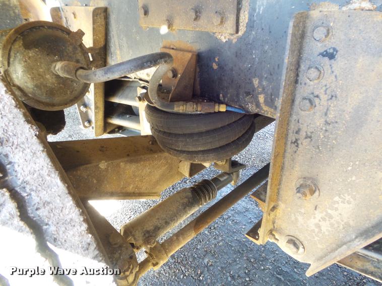 image for item DB1519 2001 Sterling L9500 dump truck