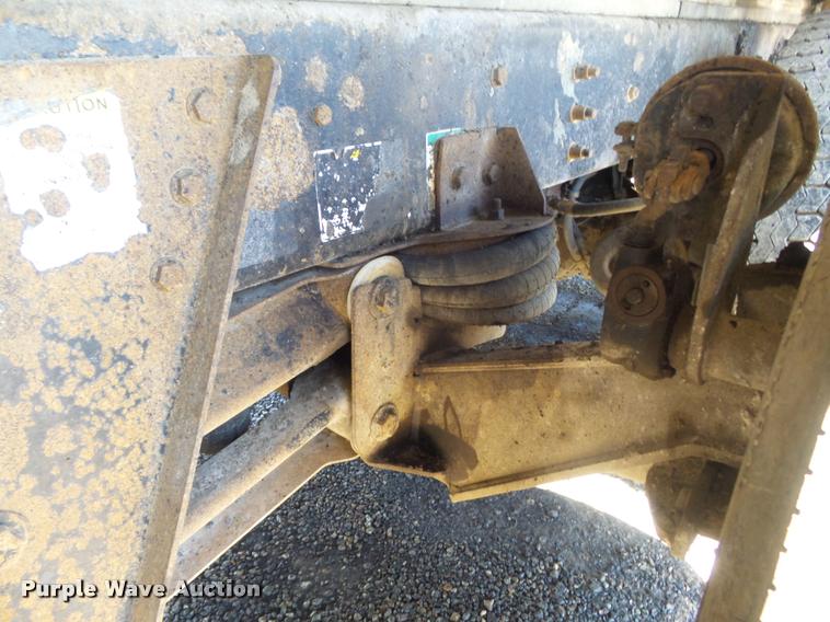 image for item DB1519 2001 Sterling L9500 dump truck