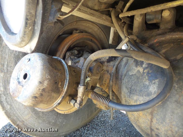 image for item DB1519 2001 Sterling L9500 dump truck