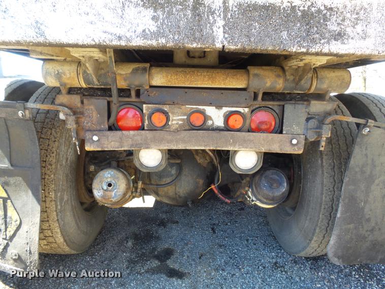 image for item DB1519 2001 Sterling L9500 dump truck