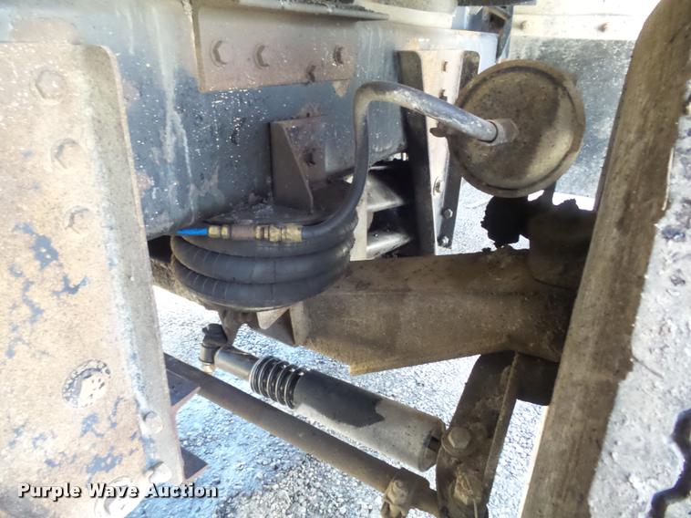 image for item DB1519 2001 Sterling L9500 dump truck